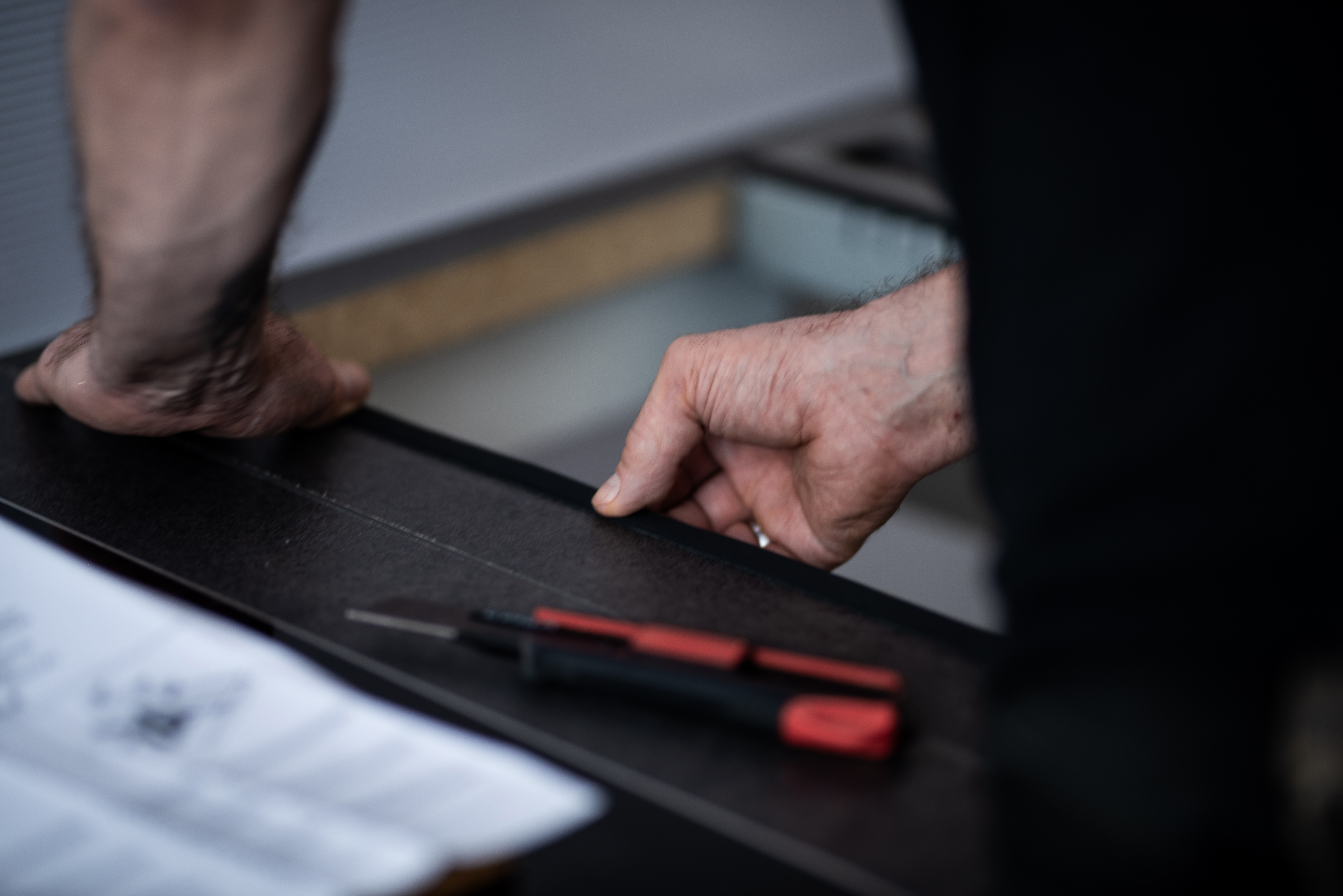 2020_Handwerk_Küchen-Montage_Kochfeld